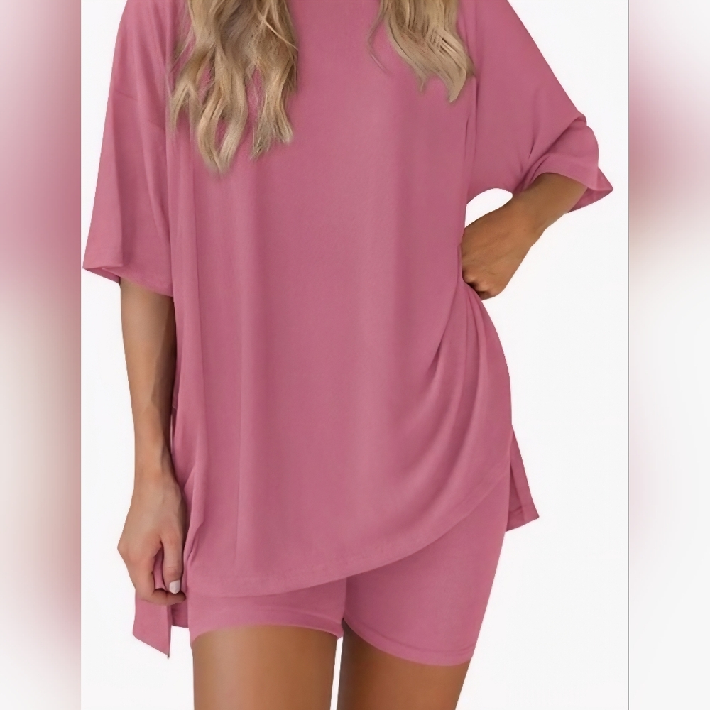 Pretty Garden Oversized T-shirt and Shorts Set